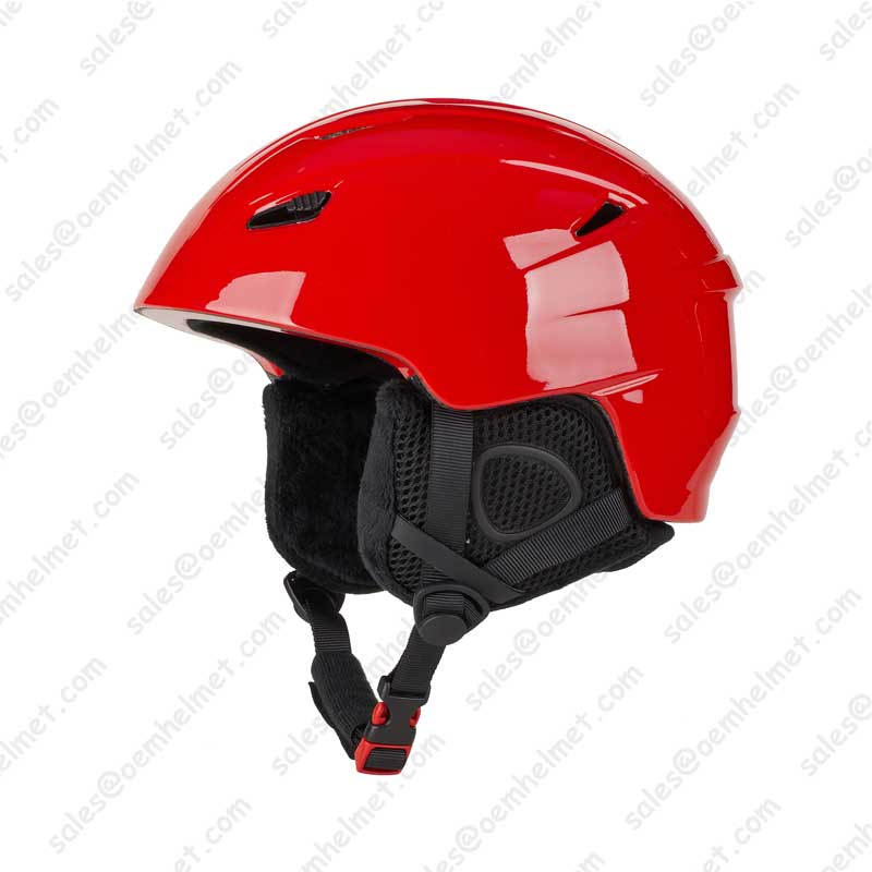 Высококачественные лыжные шлемы от Pok Tyrone Ltd: инновации и безопасность в каждом изделии