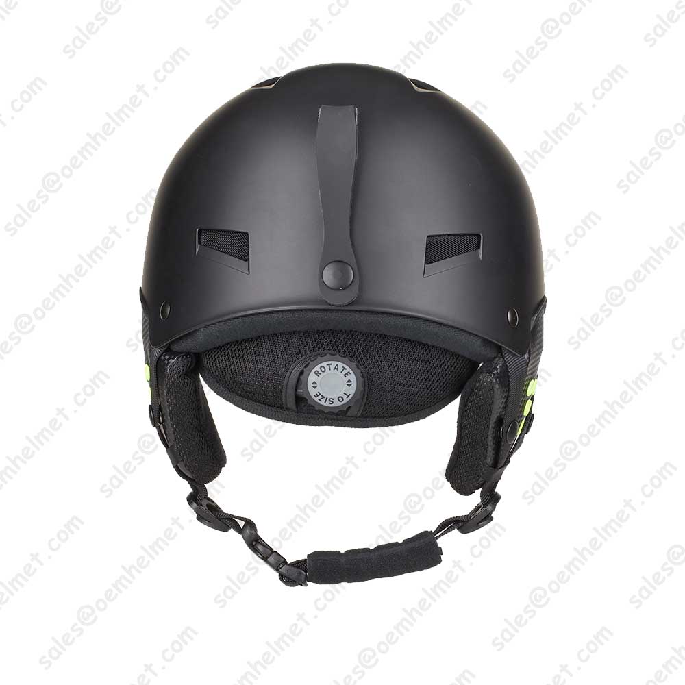 Производство Зимних Спортивных Шлемов от Pok Tyrone Ltd: Гарантия Качества и Безопасности