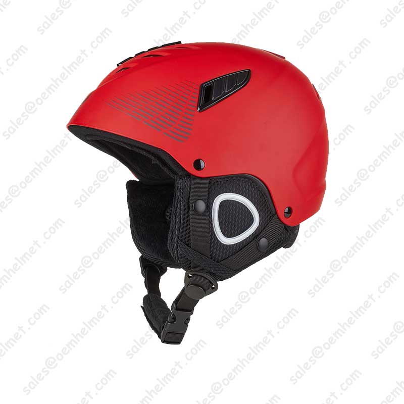 Pok Tyrone Ltd: производство профессиональных лыжных шлемов с учетом российских и европейских стандартов безопасности