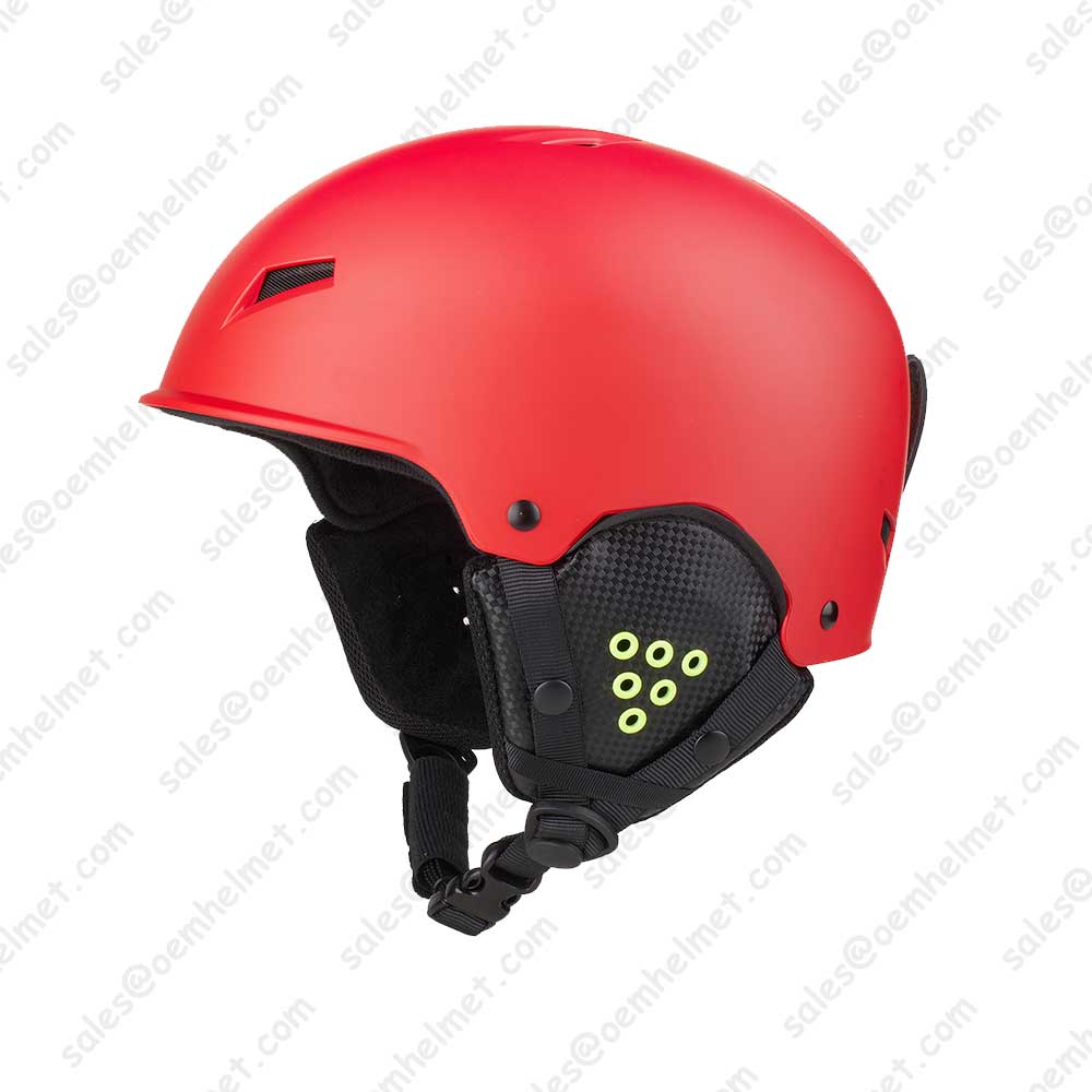 Профессиональные лыжные шлемы от Pok Tyrone Ltd: инновации, надежность и кастомизация для российского и европейского рынка