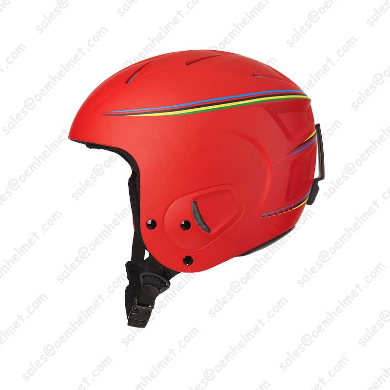 Технологии, безопасность и индивидуальный подход: производственные решения Pok Tyrone Ltd для российского рынка лыжных шлемов