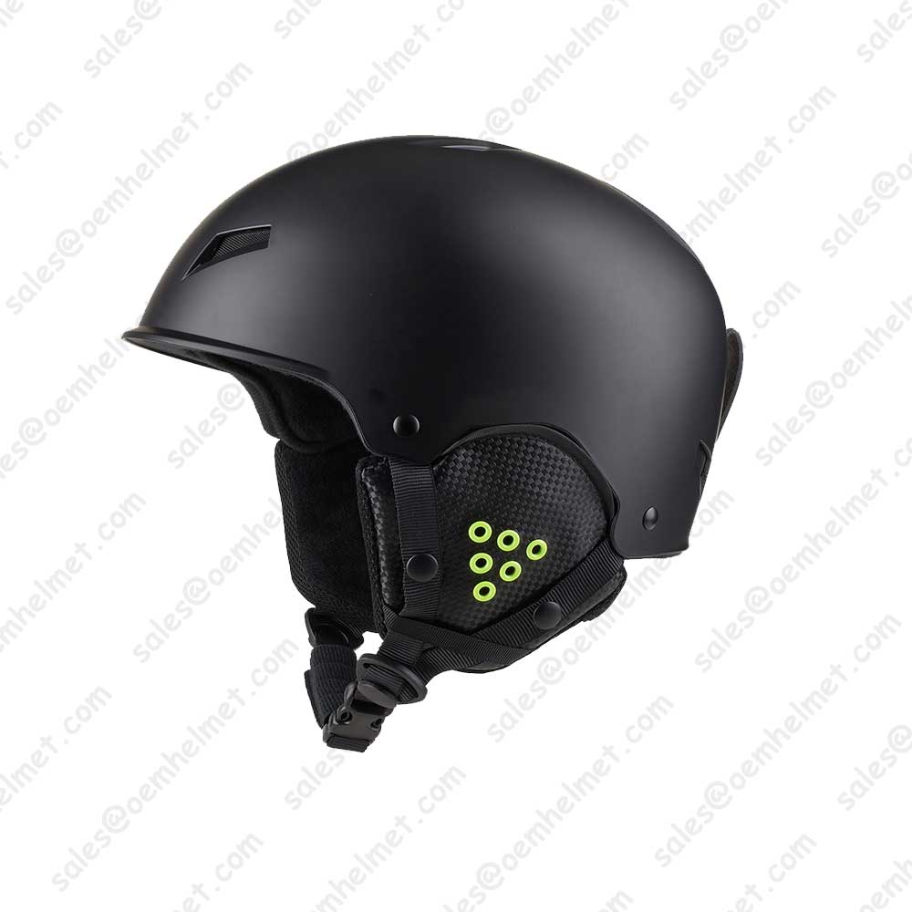 Производство профессиональных лыжных шлемов: технологии, сертификация и индивидуальный подход компании Pok Tyrone Ltd